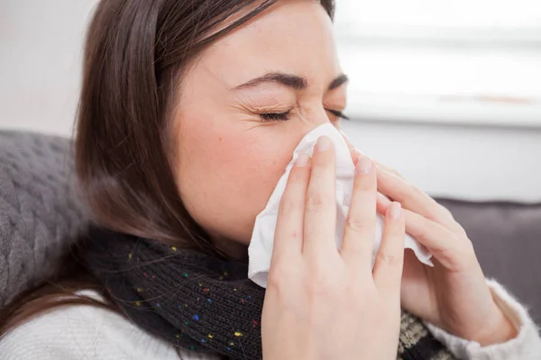 Young ill woman — Stock Photo, Image