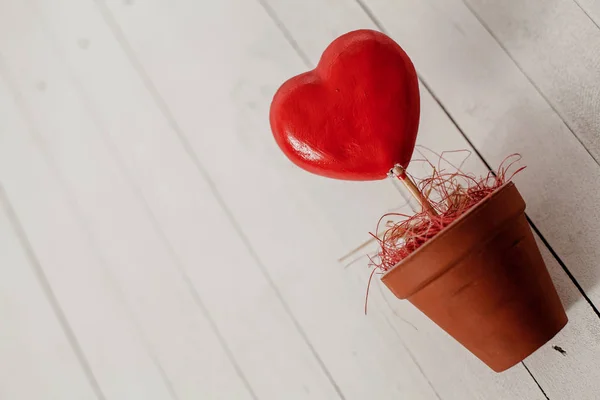 Forma Coração Vermelho Fundo Madeira Com Espaço Para Sua Mensagem — Fotografia de Stock