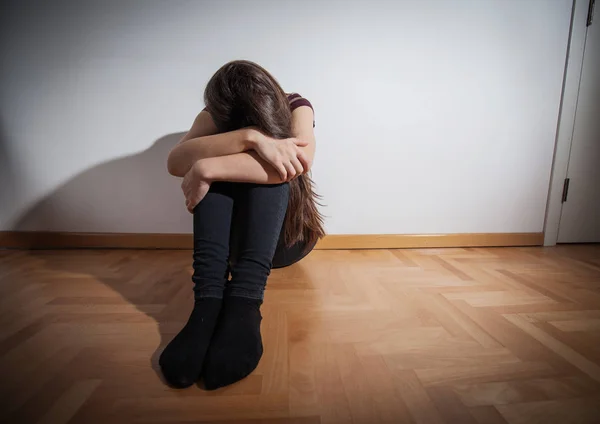 Depresji przygnębiony nastolatek — Zdjęcie stockowe