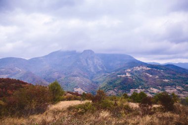 Resmedilmeye değer doğal bir manzara