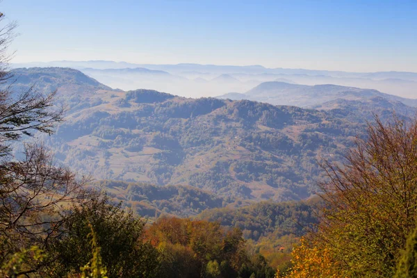 Schöne Landschaft Blick auf die Herbstlandschaft — Stockfoto