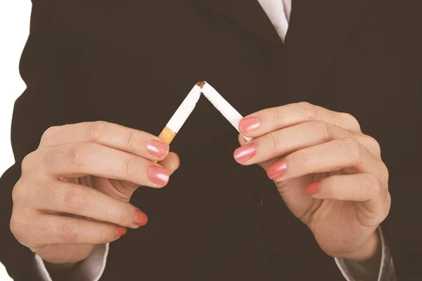 Frau Kaputte Zigarette Gesundes Konzept — Stockfoto