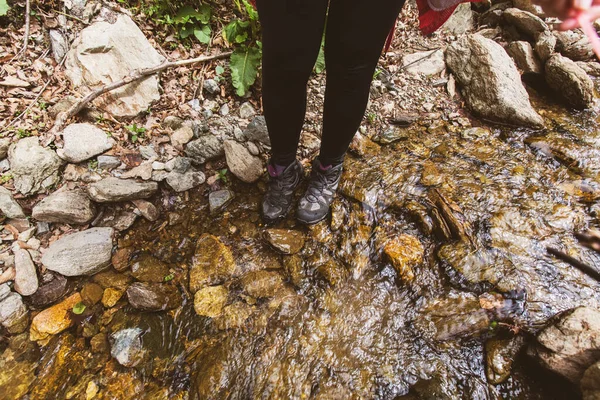 Wanderstiefel Für Frauen Abenteuer Natur Freiheit — Stockfoto