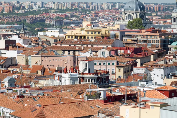 Madrid Aerial stadsbilden från taket, Spanien — Stockfoto