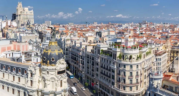 Gran via street air view in madrid, spanien — Stockfoto