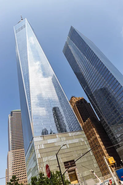 纽约, 美国-2017年8月4日: 自由塔 (1 世贸中心) 在 Manhat — 图库照片