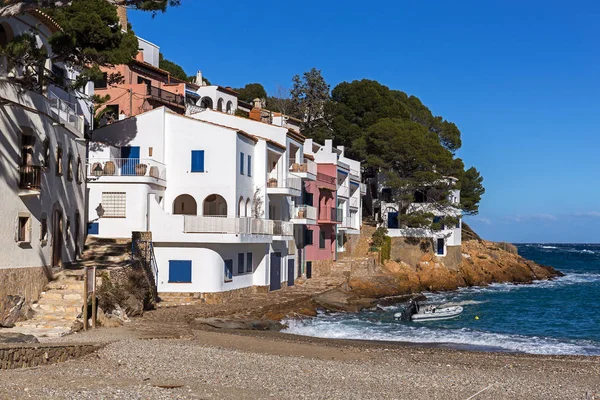 Sa Tuna, een vissersdorp in Costa Brava, Catalonië — Stockfoto