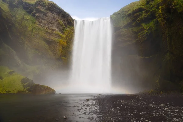 Drámai kilátás Skogafoss vízesés, Izland — Stock Fotó