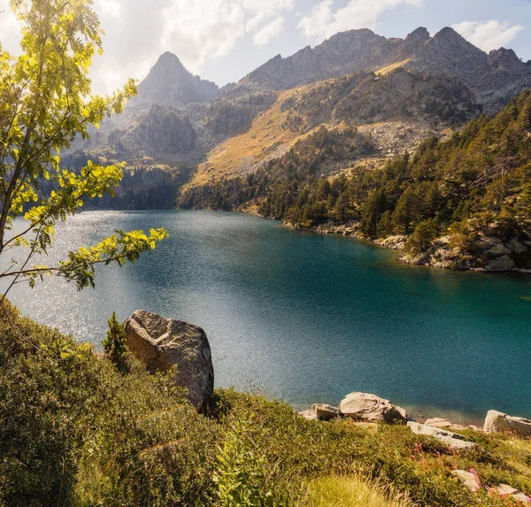 Gerber Lake in Port de la Bonaigua, Catalan Pyrenees — стокове фото