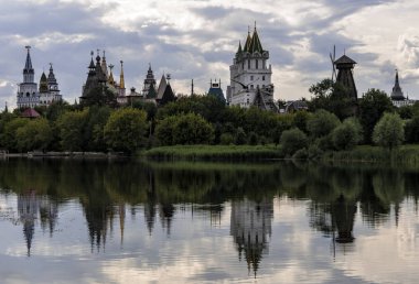 Yaz aylarında Izmailovsky Kremlin