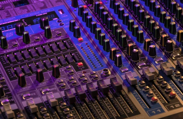 müzik karıştırıcı