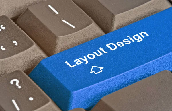 Teclado com chave para design de layout — Fotografia de Stock