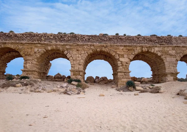 Roman  aqueduct in Israel — Stock Photo, Image