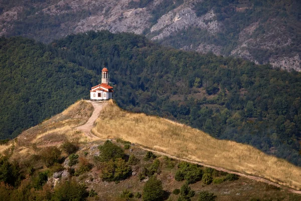Pequena igreja ortodox — Fotografia de Stock