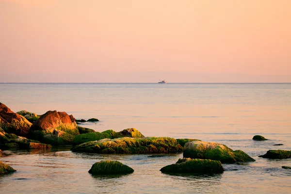 Paisaje marino cerca de la ciudad de Sozopol — Foto de Stock