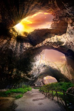Devetaki mağara Bulgaristan 