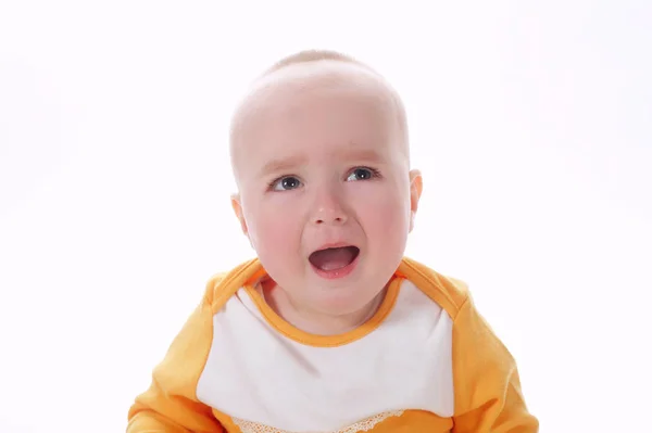 Weinendes Baby auf weißem Hintergrund — Stockfoto