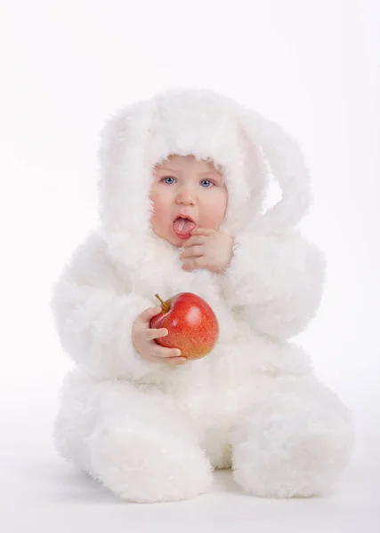 Lindo bebé con traje de conejo —  Fotos de Stock