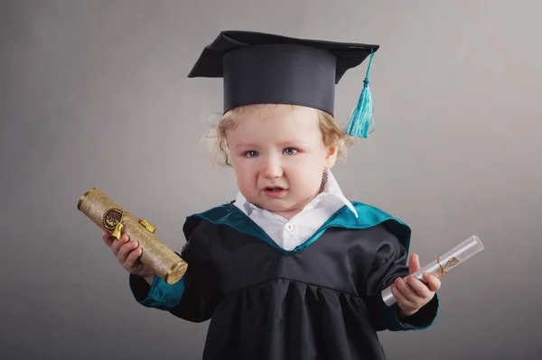 Mezun öğrenci çocuk diploma — Stok fotoğraf