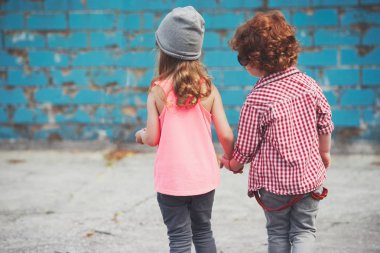 iki sevimli küçük çalışan hipsters