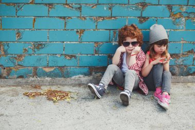 iki sevimli hipsters fotoğrafı