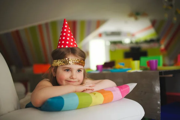 Little girl lying and dreaming — Stock Photo, Image