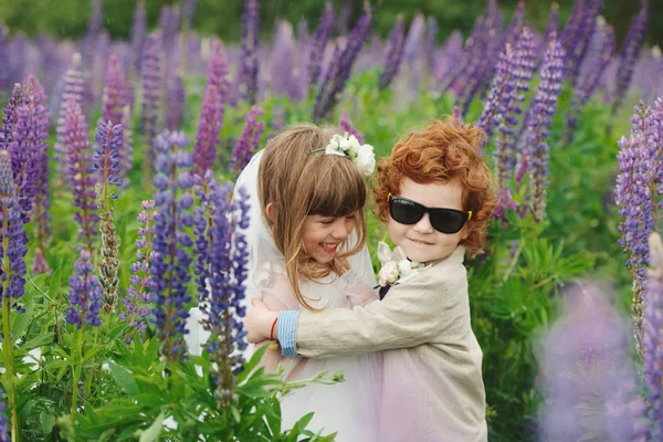 iki komik küçük gelinle damat
