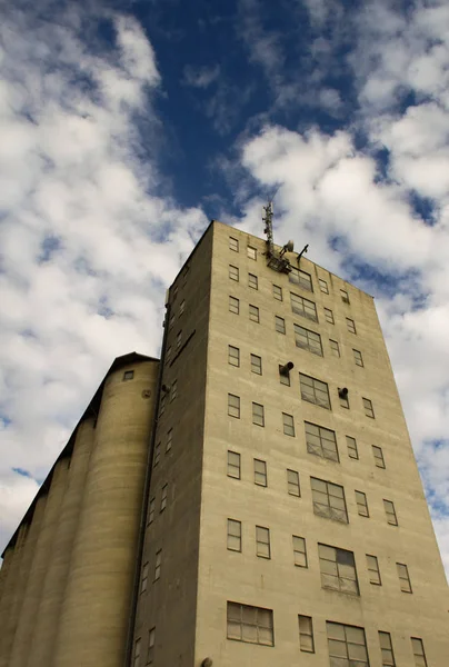 Gammaldags silo — Stockfoto