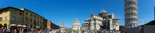 Pisa Piazza dei Miracoli panorama — Stok fotoğraf