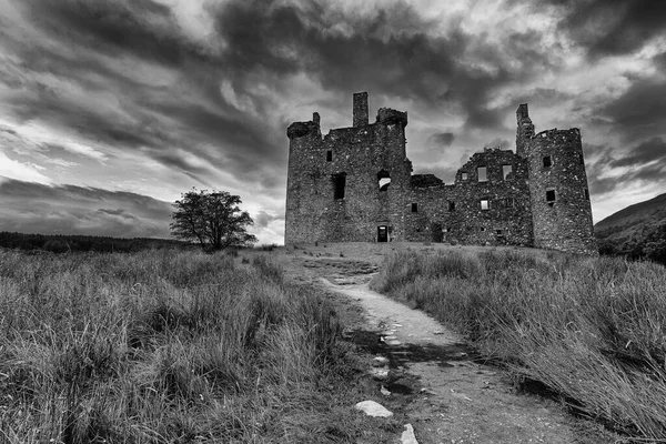 Castelo Kilchurn Paisagem Escocesa Das Terras Altas Após Chuva Monocromático — Fotografia de Stock