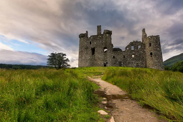 Castelo Kilchurn Paisagem Das Terras Altas Escocesas Após Chuva Com — Fotografia de Stock