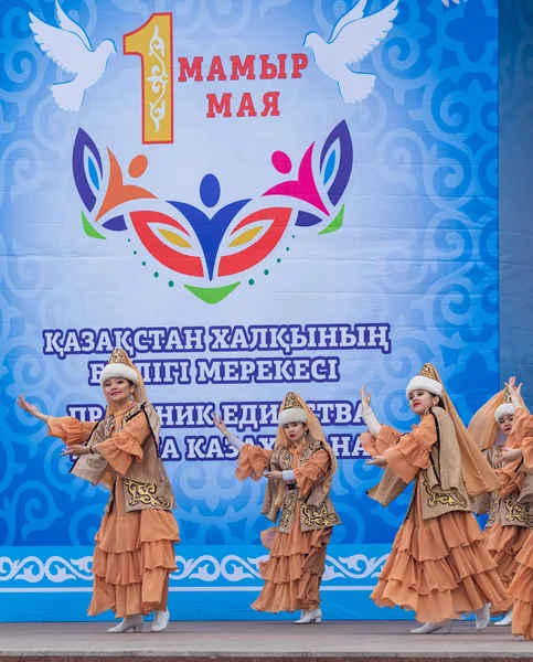 Petropavlovsk Kazakhstan May 2019 Songs Dances National Costumes Peoples Kazakhstan — Stock Photo, Image