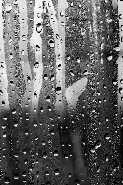 Gotas Lluvia Vidrio Fondo Blanco Negro Textura Vidrio Moda — Foto de Stock