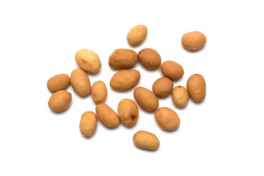 Beyaz arka planda izole edilmiş fıstık kaplamalı sürükleyiciler.