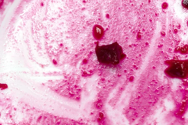 背景上的紫色甜菜斑斑 Beetroot斑点肮脏的背景 — 图库照片