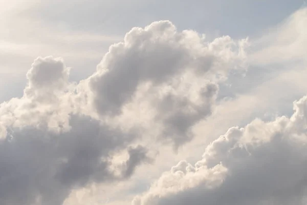 Langit Blue Sunny Awan Cumulus Putih Lapisan Bawah Awan Penutup — Stok Foto