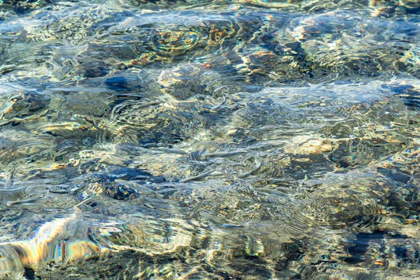 Água Mar Límpida Com Ondulações Desfocadas Textura Fundo Água — Fotografia de Stock