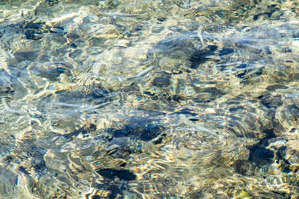 Air Laut Jernih Dengan Riak Yang Tidak Terfokus Tekstur Latar — Stok Foto