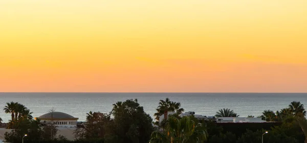 Röd Sol Över Havet Solnedgång Soluppgång Sol Vacker Himmel — Stockfoto