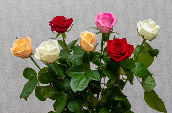 조각으로 아름다운 꽃다발 — 스톡 사진
