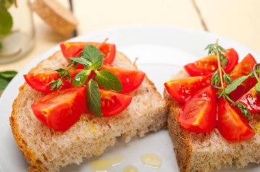 İtalyan domates bruschetta