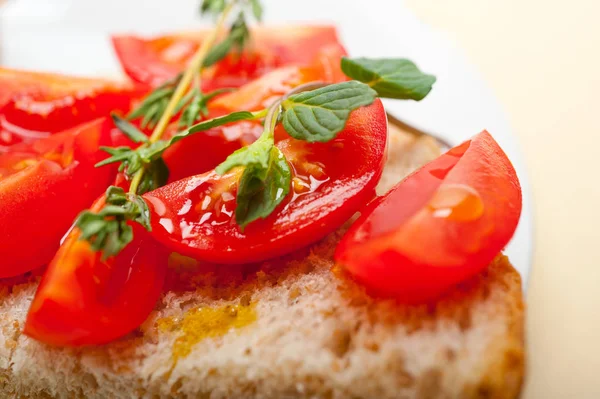 意大利番茄意式烤面包 — 图库照片