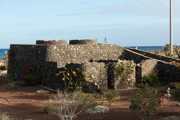 Αρχαίο κάστρο σε caleta de fuste. καναρίνι νησί Φουερτεβεντούρα — Φωτογραφία Αρχείου