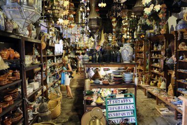 Betancuria Hediyelik eşya dükkanında iç. Fuerteventura, Kanarya Adaları,