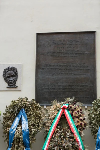 Memorial to Aldo Moro, in via Caetani, Rome, Italy — Stock Photo, Image