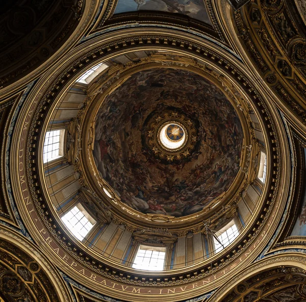 The church of Sant 'Agnese in Agone is one of the most visited churches in Rome due to its central position in the famous Piazza Navona — стоковое фото