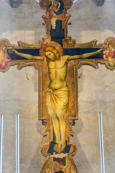 The Crucifixion from year 1370 by Guariento in the presbytery of church Chiesa degli Eremitani. Padua, Italy — Stock Photo, Image