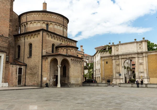 Le Baptistère de la cathédrale de l'Assomption de Marie de Padoue. Italie — Photo