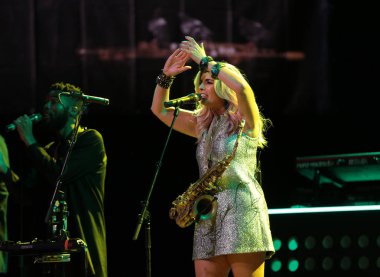  Candy Dulfer buz Krakov, Polonya sahnede canlı