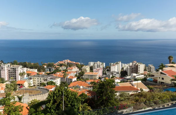 Vista panorámica de Funchal en la isla de Madeira. Portugal —  Fotos de Stock